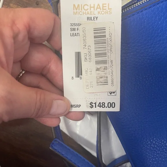 Michael Kors new with tags - Picture 16 of 16